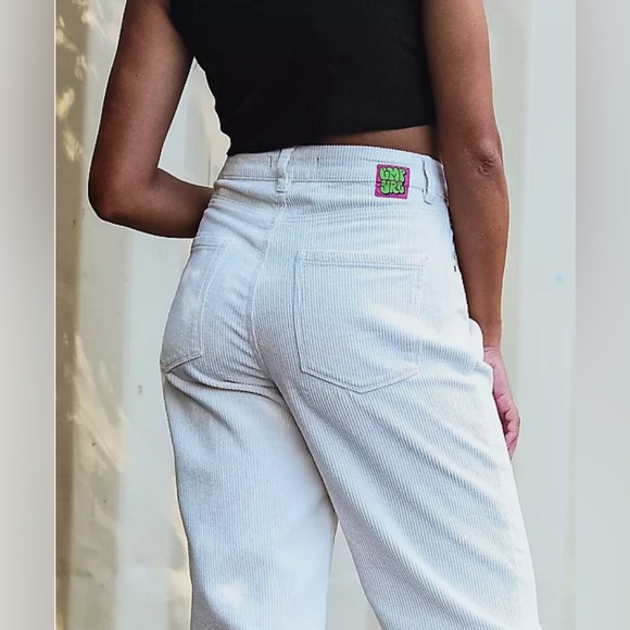 whit3 size 3 empire pants, already packaged as last sale fell through. - Picture 2 of 2